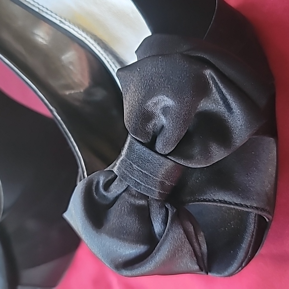 BLACK SATIN PEEP TOE sz 9.5 big bow sexy ♥️ 🔥 platform stiletto heels